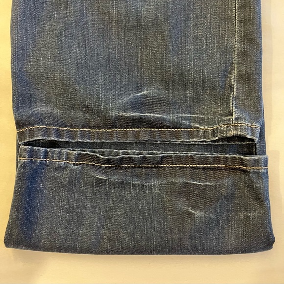 John Varvatos Straight Leg Button Fly Cotton Denim Jeans Size 32 x 31.5 EUC - Picture 10 of 16
